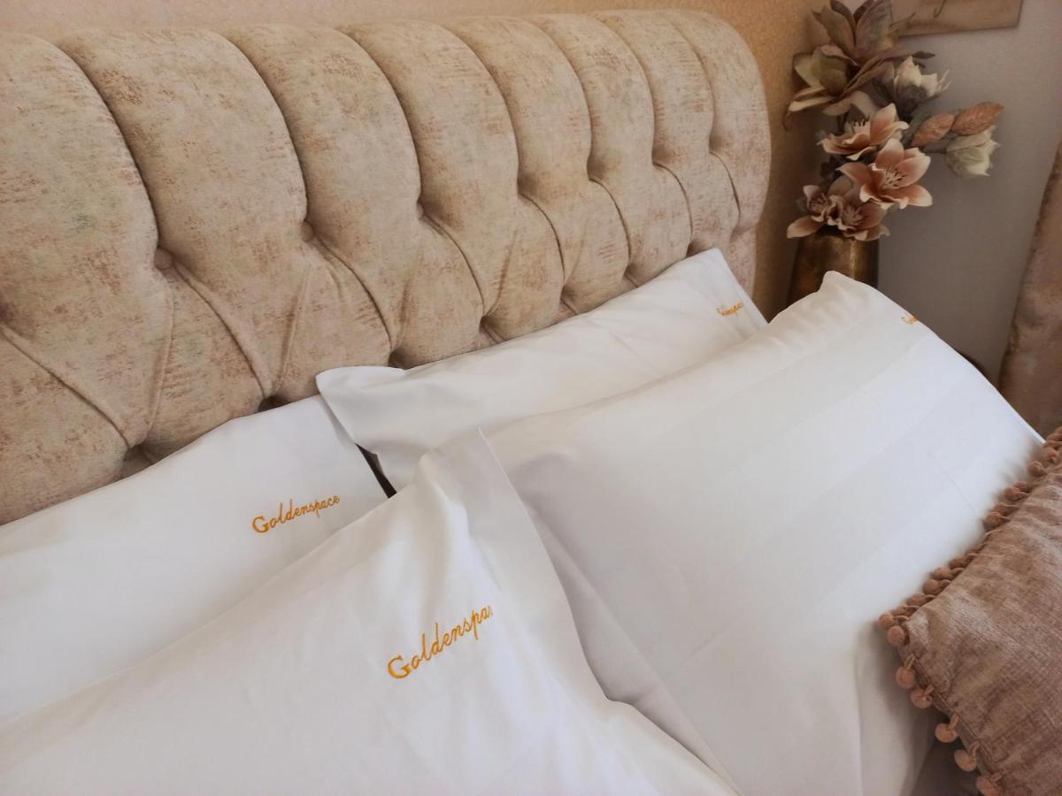 Goldenspace Exquisite Suite Near The Port Volos Ngoại thất bức ảnh
